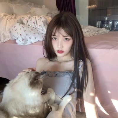 墙里的女人